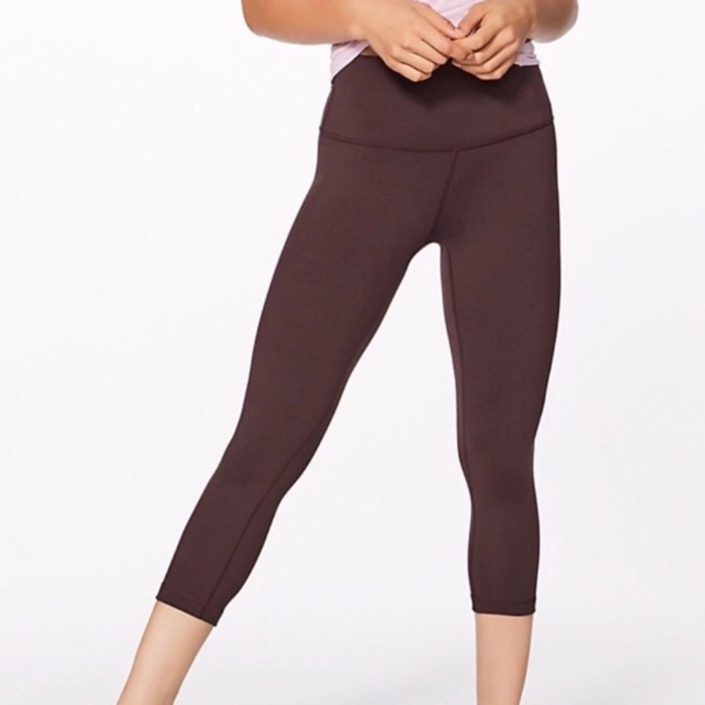 Lululemon Wunder Under crop leggings size 4