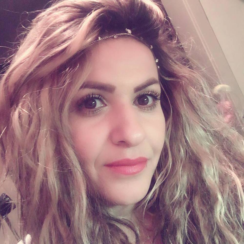 Meet your Posher, A j abby