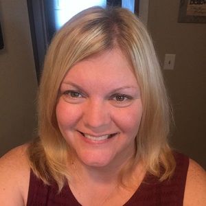 Meet your Posher, Mandy