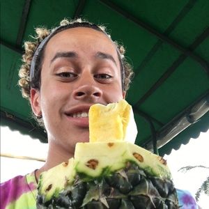 Meet your Posher, Chandler