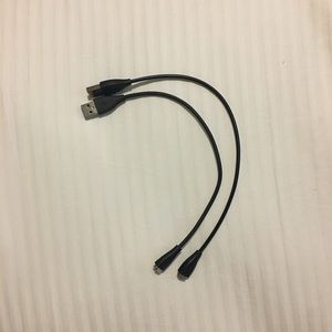 Fitbit Charge HR chargers