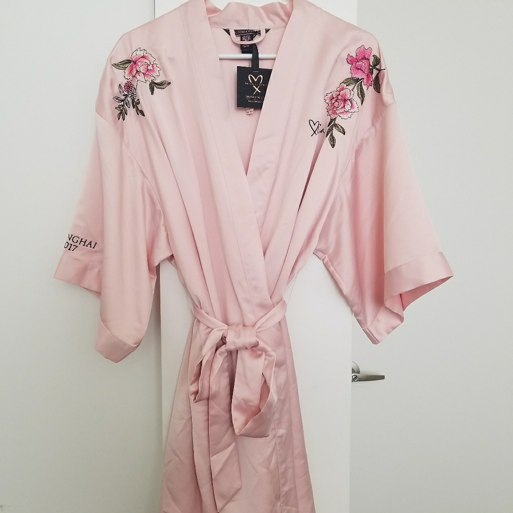 Victoria Secret 2017 Shanghai Robe