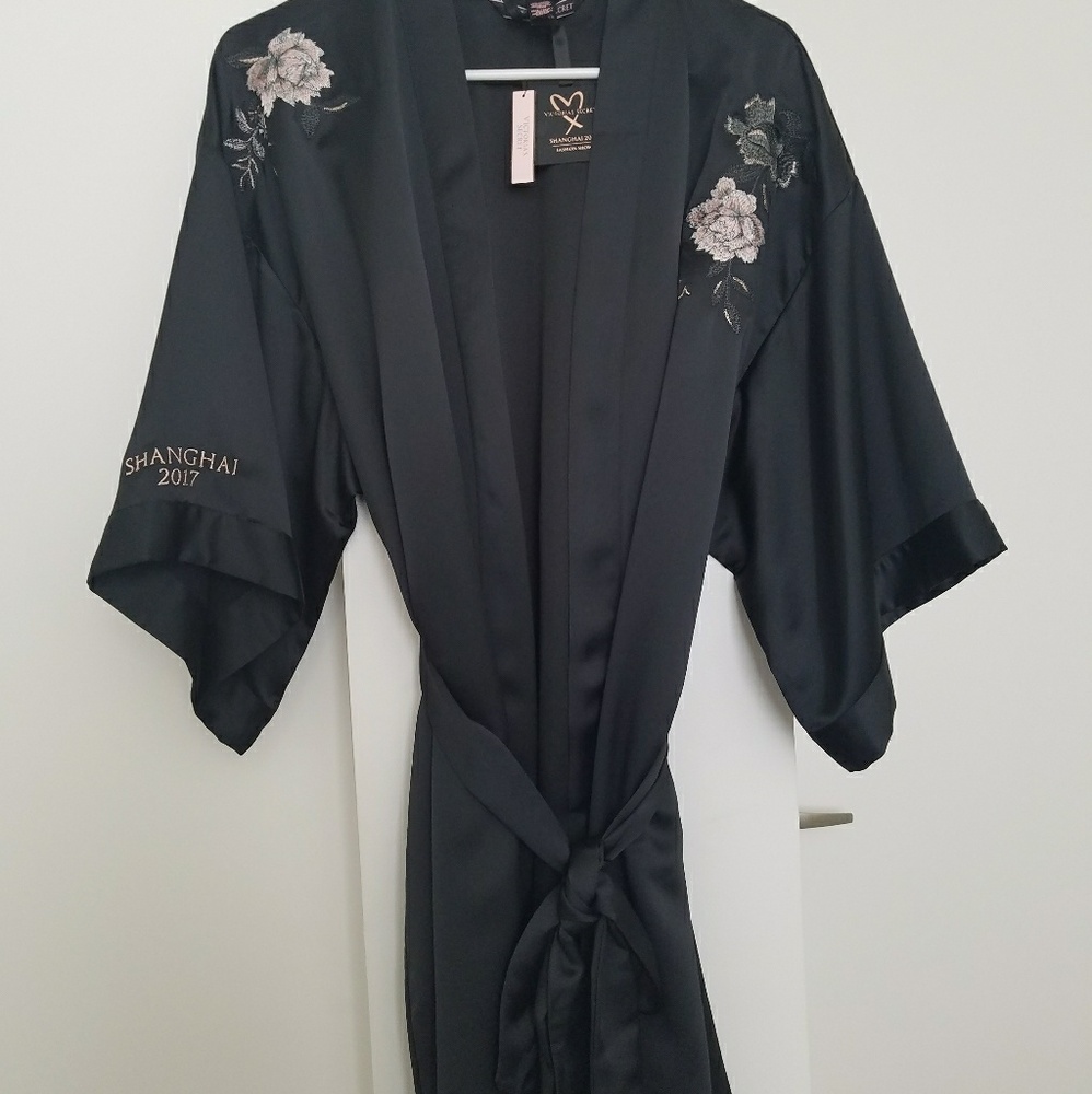 Victoria's Secret Shanghai 2017 Robe