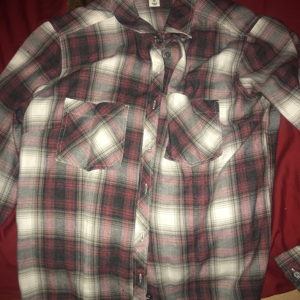Adam Levine plaid shirt