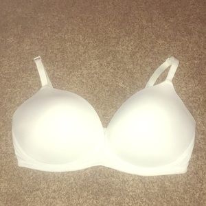 VS PINK white push-up bra