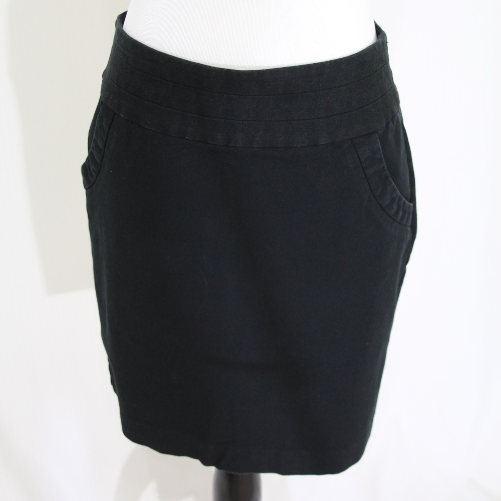 Black Pencil Mini with pockets