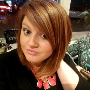 Meet your Posher, Leah