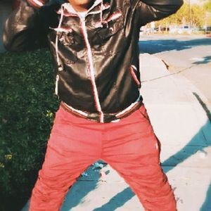 Meet your Posher, Dion