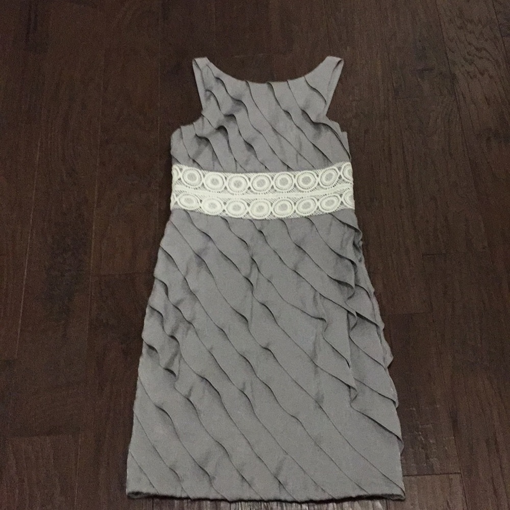 London Times silver dress size 8p