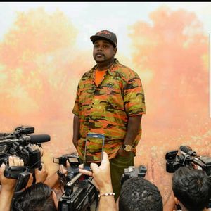 Meet your Posher, Marshall