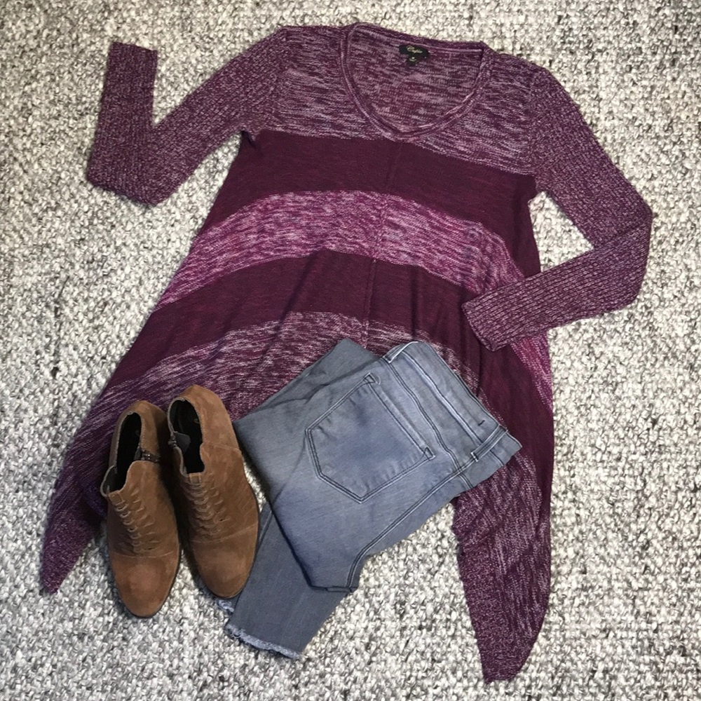 Woman's Medium Purple Sweater