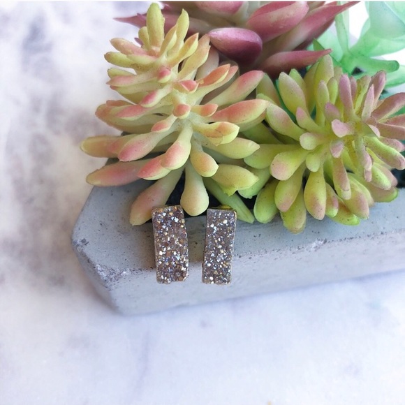 Champagne Druzy Bar Earrings - Picture 2 of 5