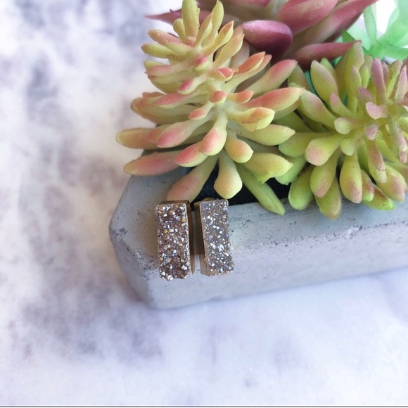 Champagne Druzy Bar Earrings - Picture 3 of 5