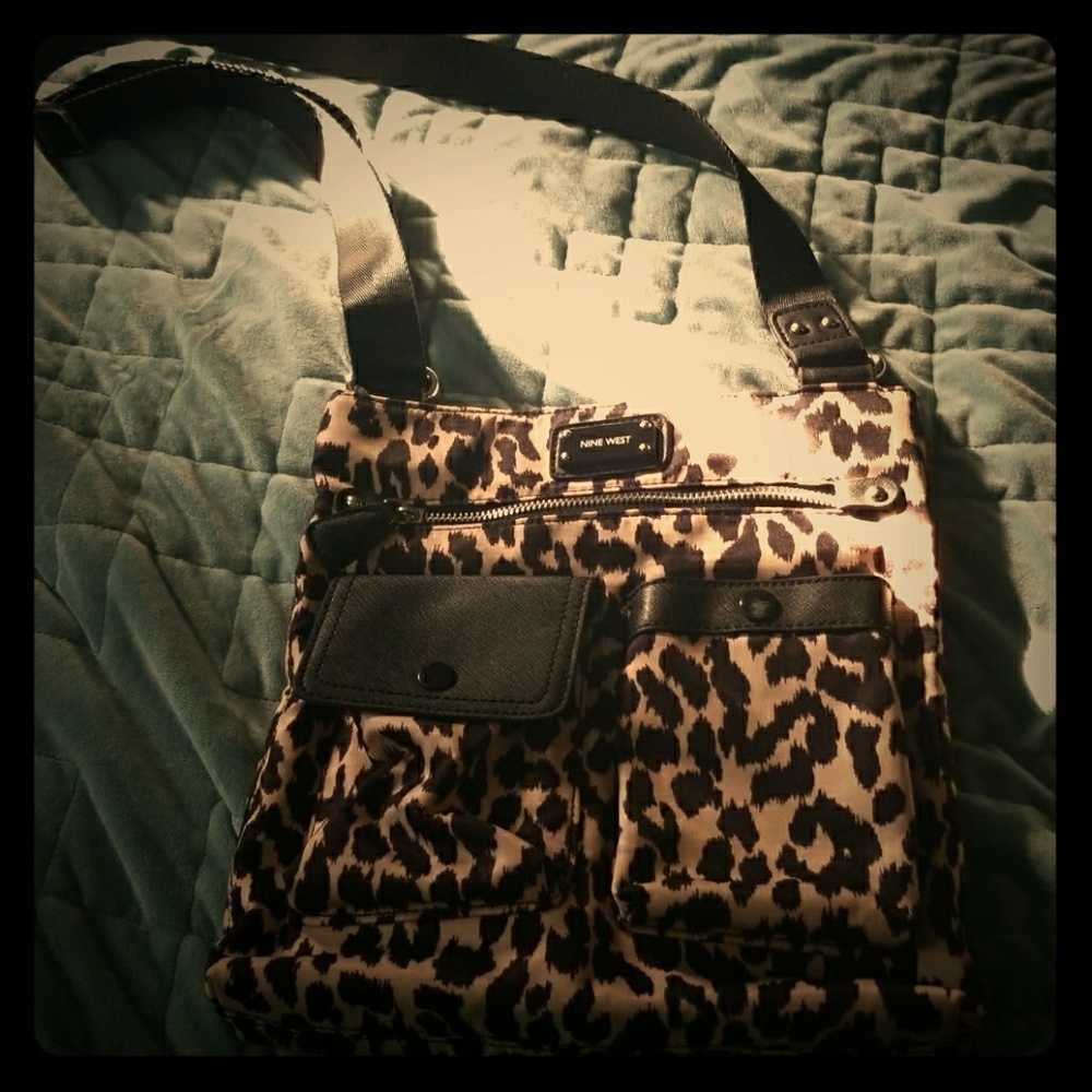 NiNe West Purse used once