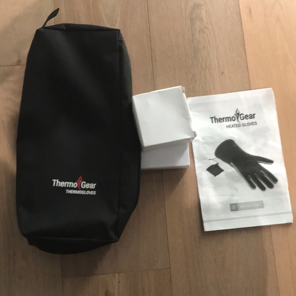 Thermos Gloves rechargeable heated gloves