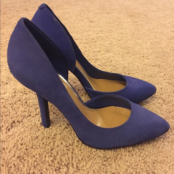 BCBG Royal Blue Heels - Picture 2 of 4