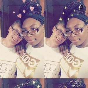 Meet your Posher, Daphene