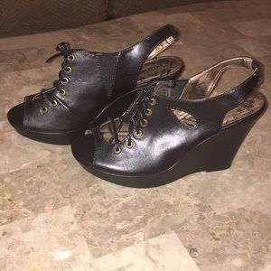 Vigoss Black String Tie Lace Up Wedge Heel shoes
