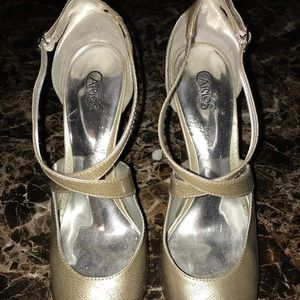 Rust Gold Peep Toe Shoe