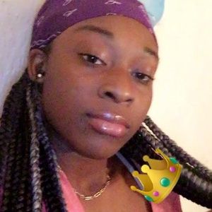 Meet your Posher, Hazel