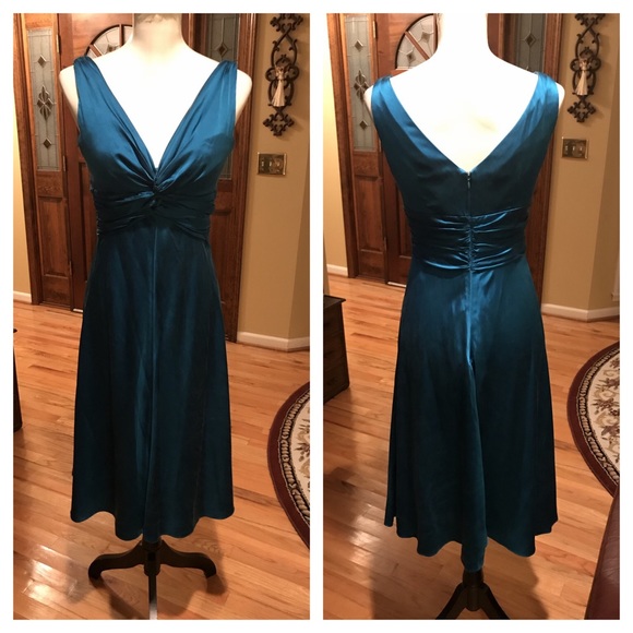 Boston Proper Dresses & Skirts - ❤️❤️GORGEOUS ‘Boston Proper’ silk teal dress