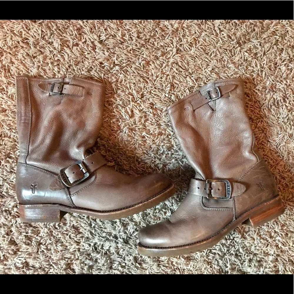Frye Veronica Slouch Short Boot Size 6