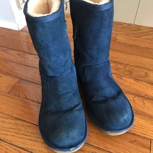 Girls blue Ugg boots. Size 3