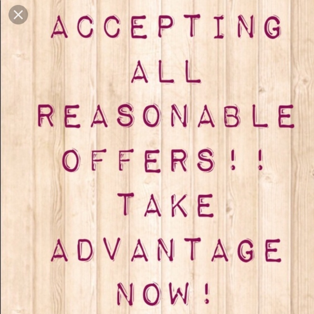 All reasonable offers will be considered🛍