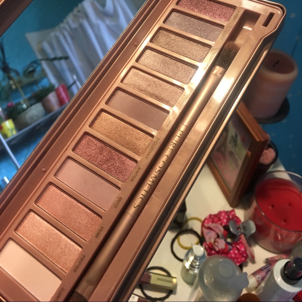 Pure Cosmetics palette