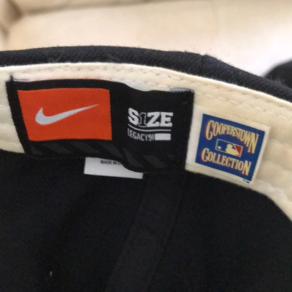 Lot of 2 Baseball caps - Picture 3 of 6