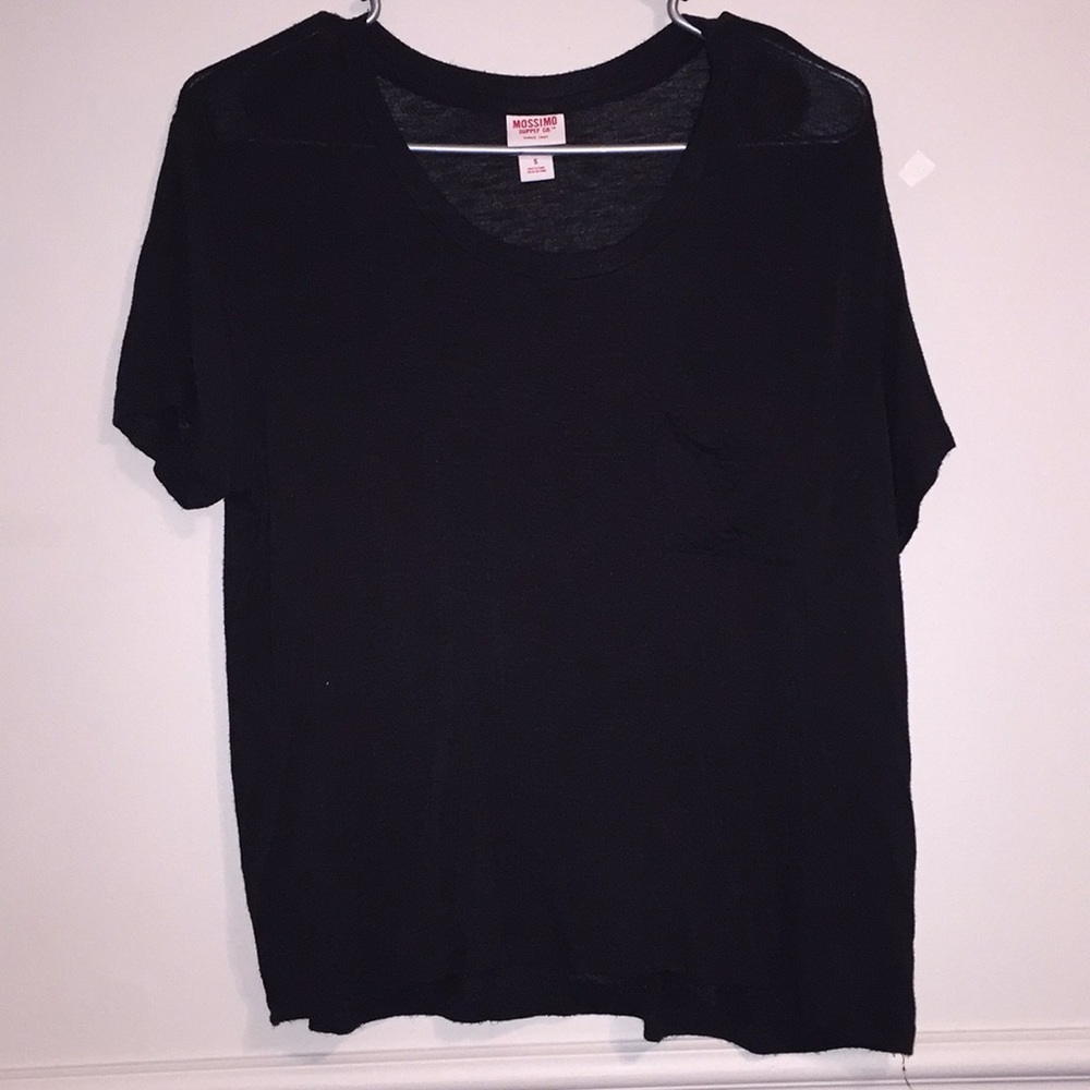 Short sleeve top with pocket
