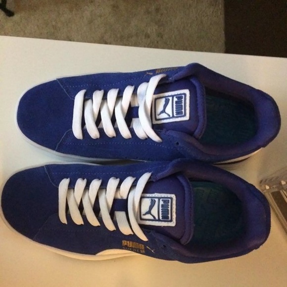 Brand new puma suede shoes 4y - Picture 2 of 4