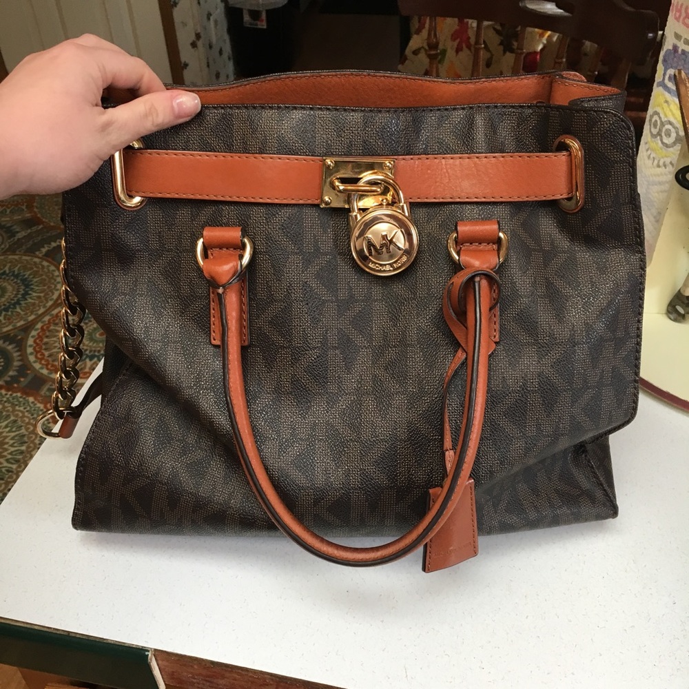 Michael kors purse