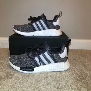 NMD R1 Glitch W