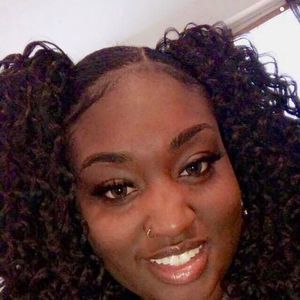 Meet your Posher, Erykah