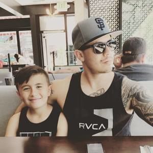 Meet your Posher, Desmond