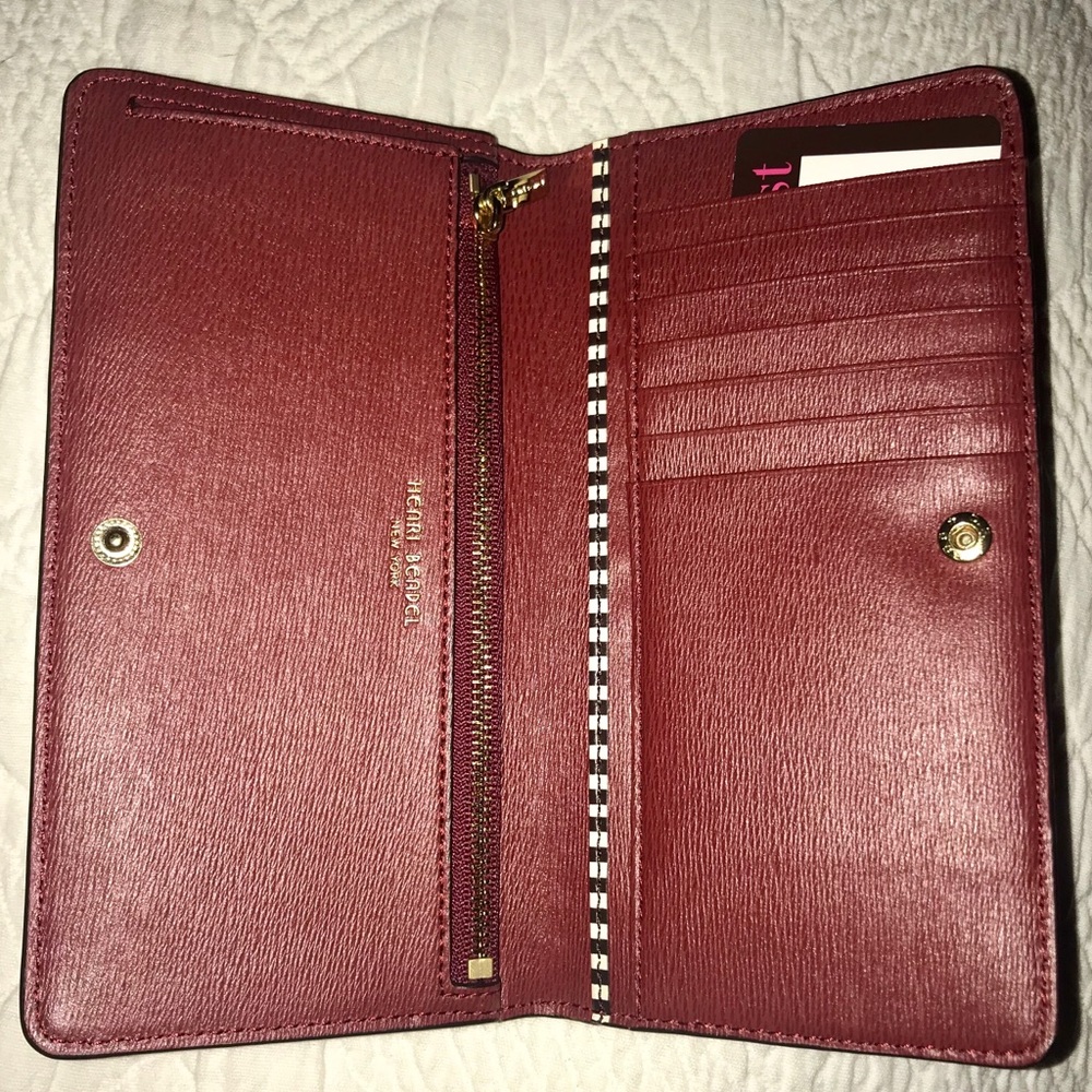 Henri Bendel Wallet