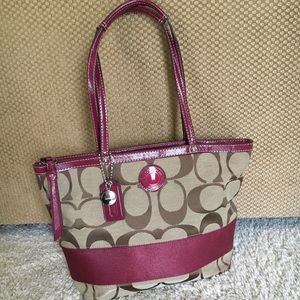 Coach Signature Stripe in Berry (LIKE NEW)