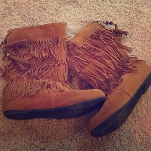 Fringe Boots