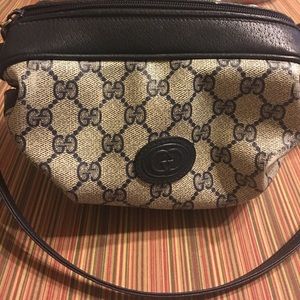 AUTHENTIC GUCCI cross body