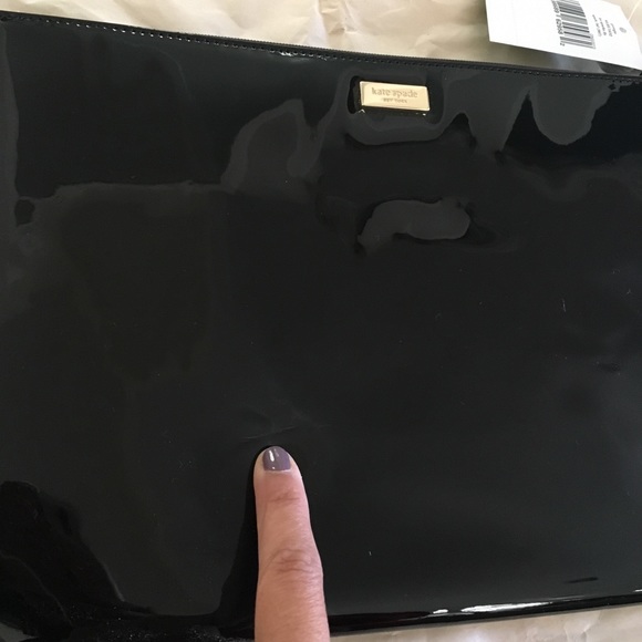 Patent Kate Spade Pouch “Let Sparks Fly” - Picture 3 of 4