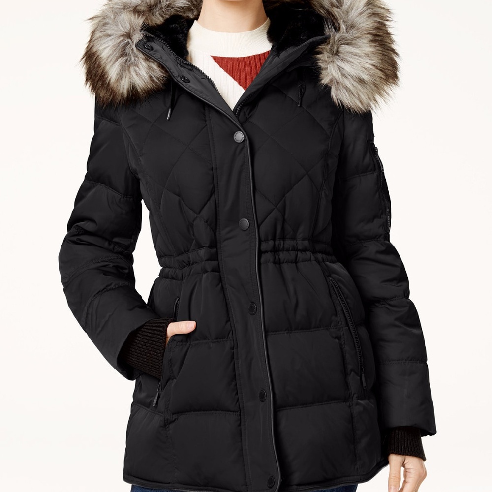 MUST GO — BCBG Puffer Coat