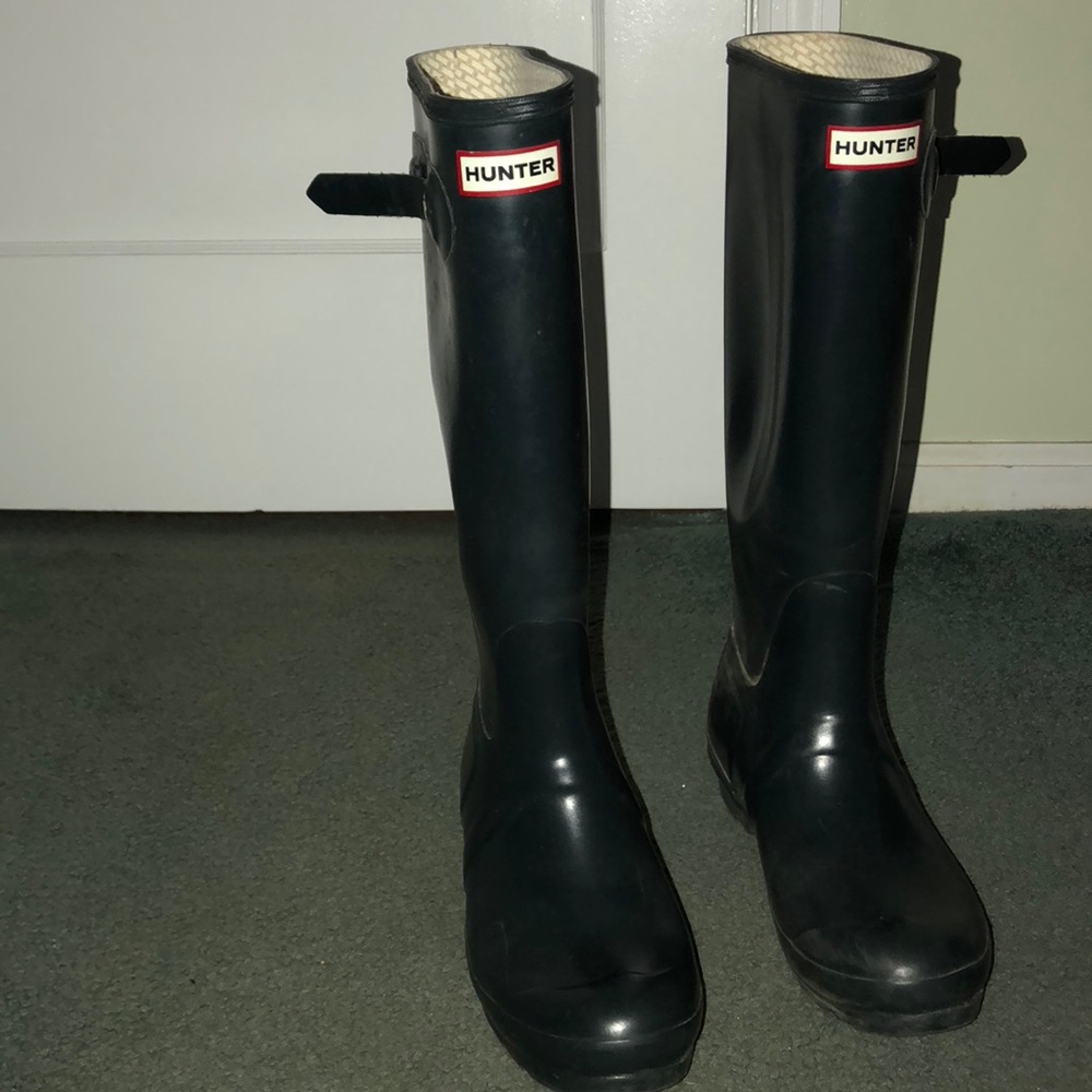 Hunter boots navy size 8M