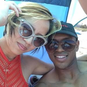 Meet your Posher, Flora