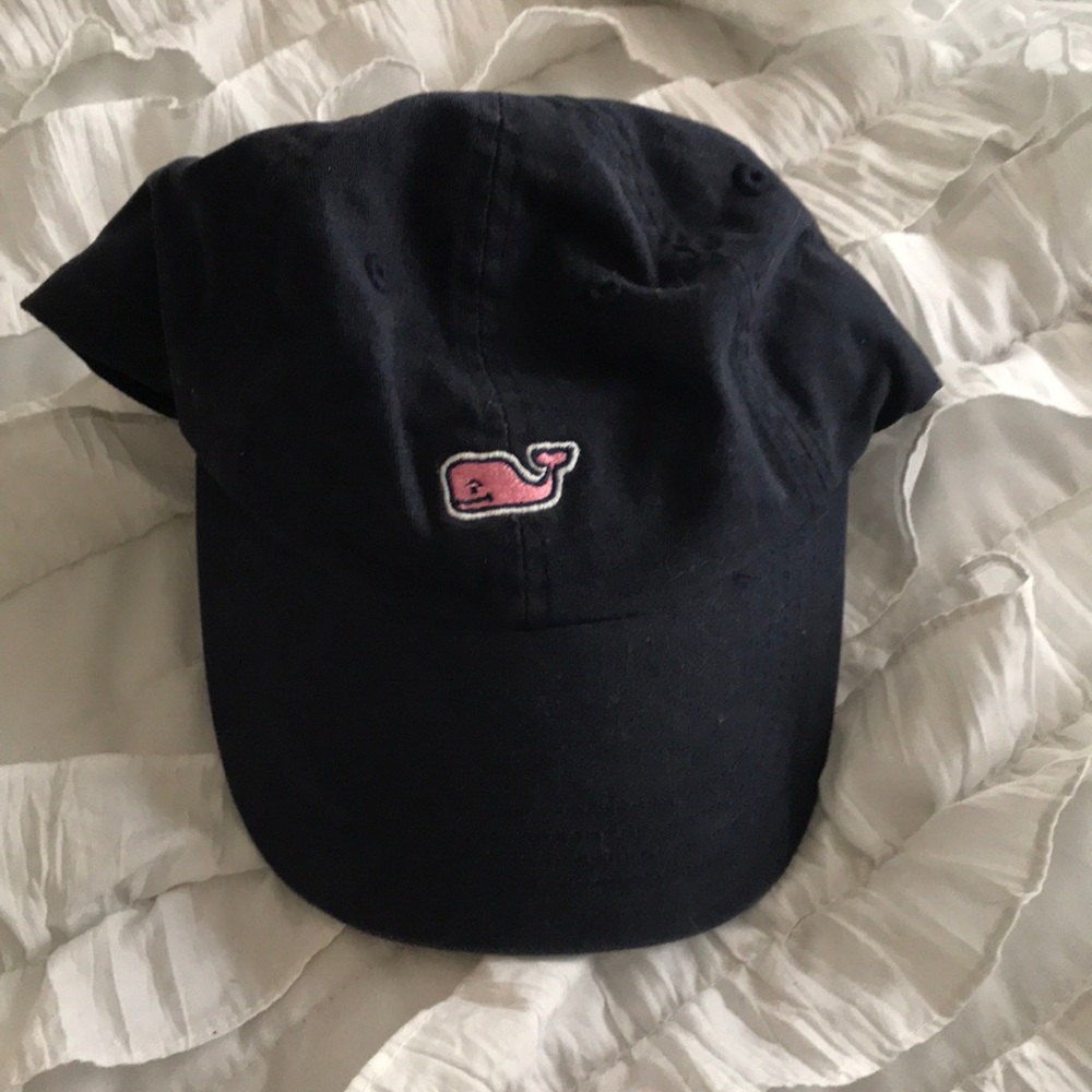 Woman’s Vineyard Vines Navy Hat