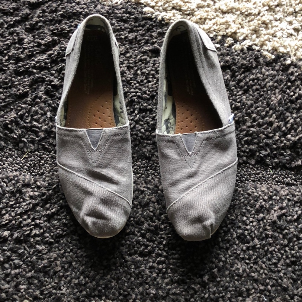 Women’s, charcoal, TOMS