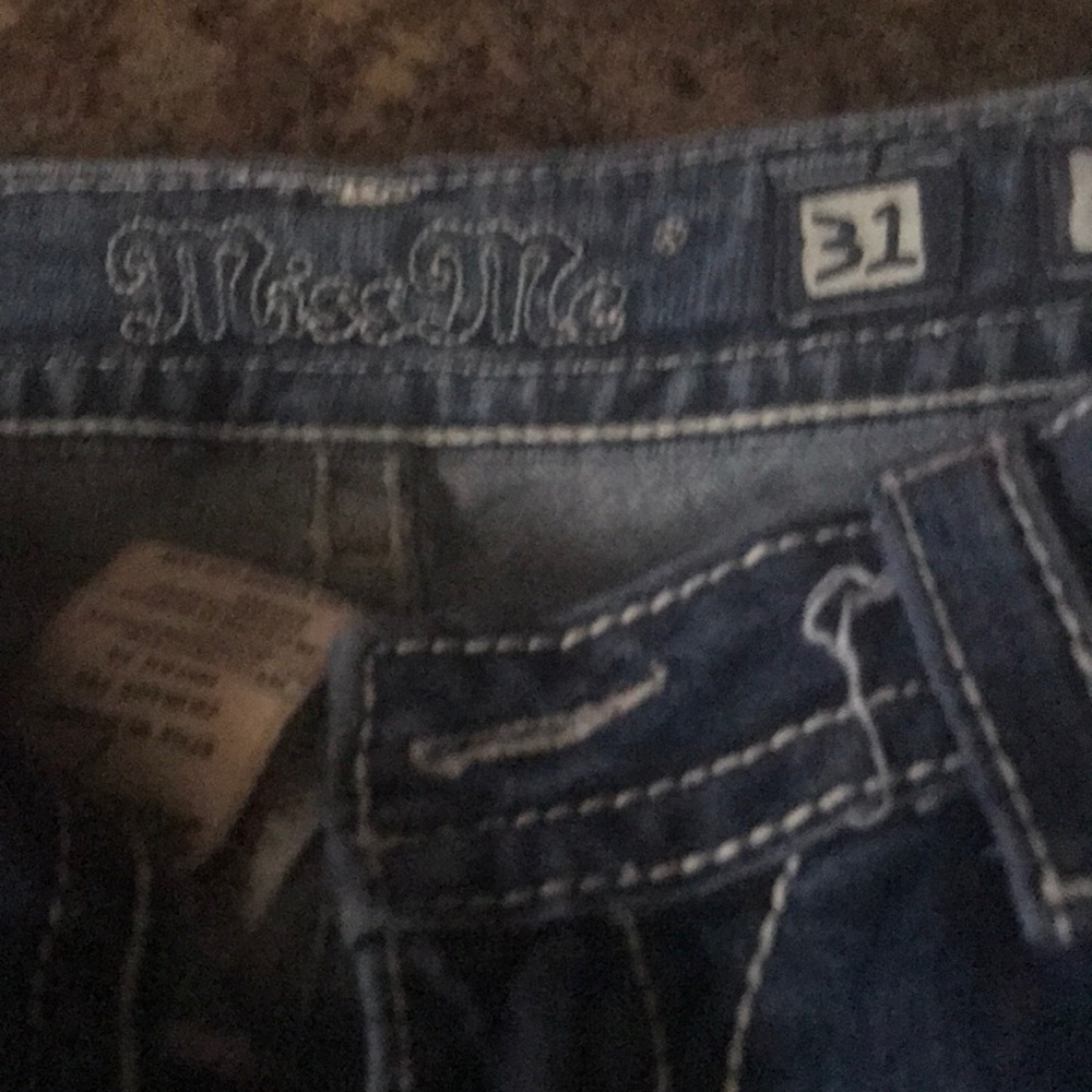 31/34 miss me jeans