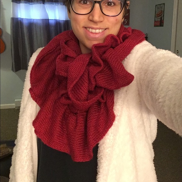 Calvin Klein Infinity Scarf - Picture 8 of 8