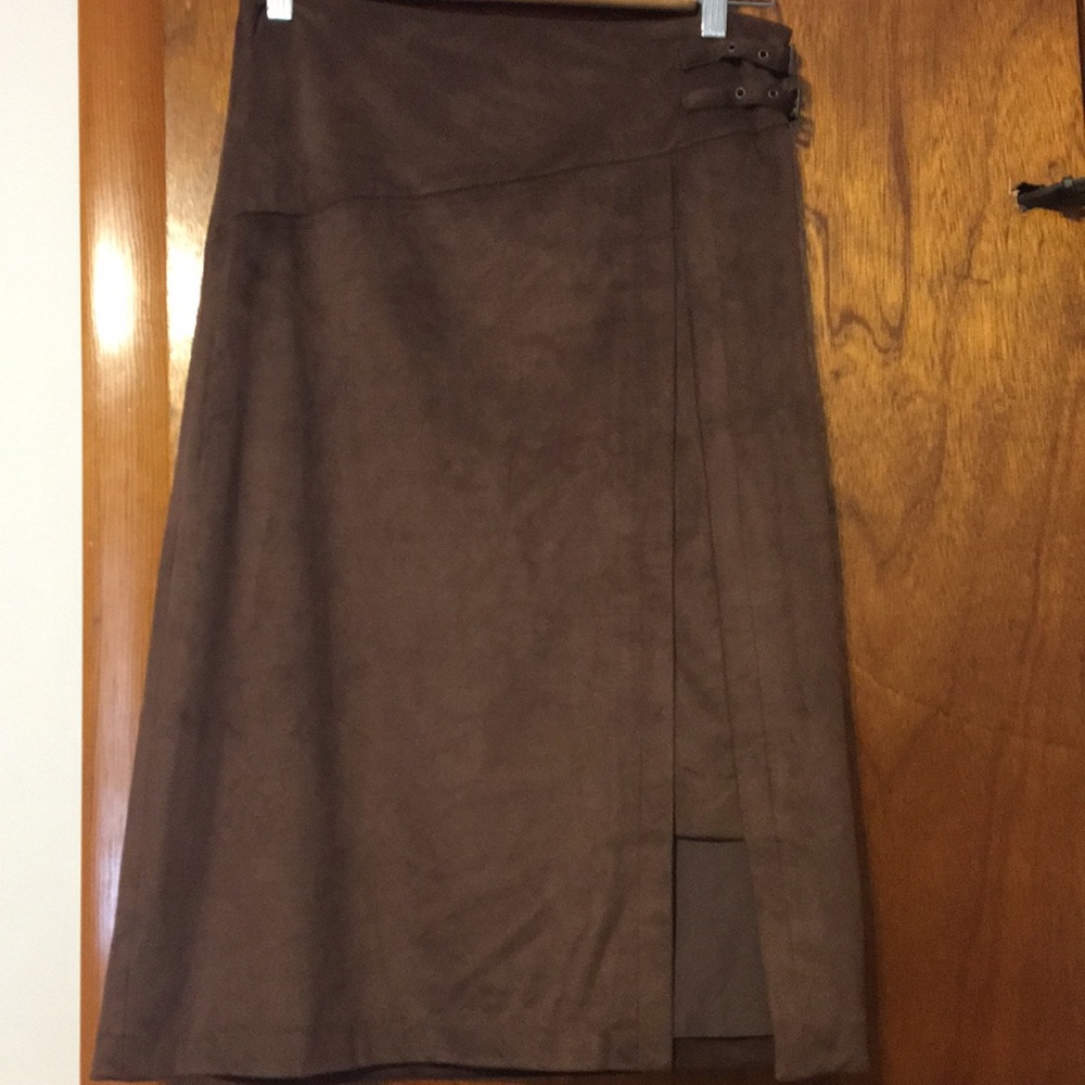 Suede brown skirt