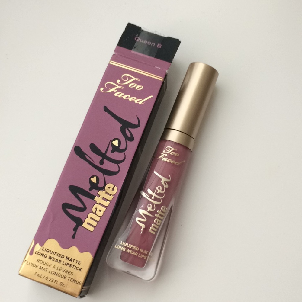 TOO FACED MELTED MATTE IN QUEEN BEE